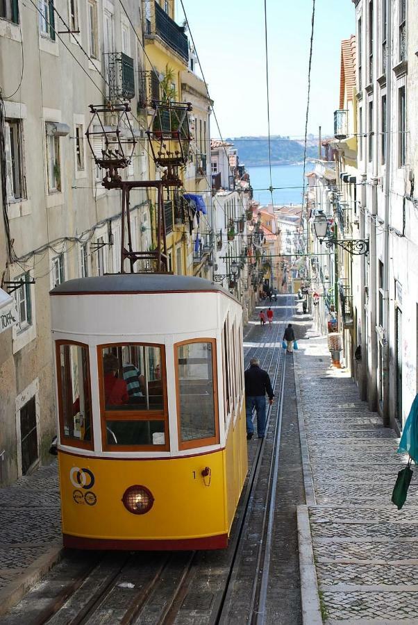 Perfectly Located Apartment In Santa Catarina - Bairro Alto リスボン エクステリア 写真